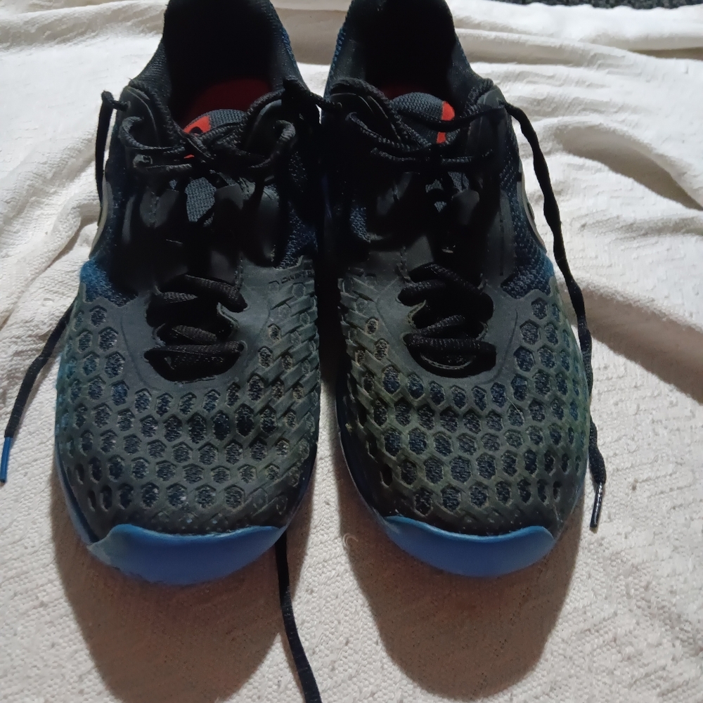 Pre owned head revolt shoes size 10.5